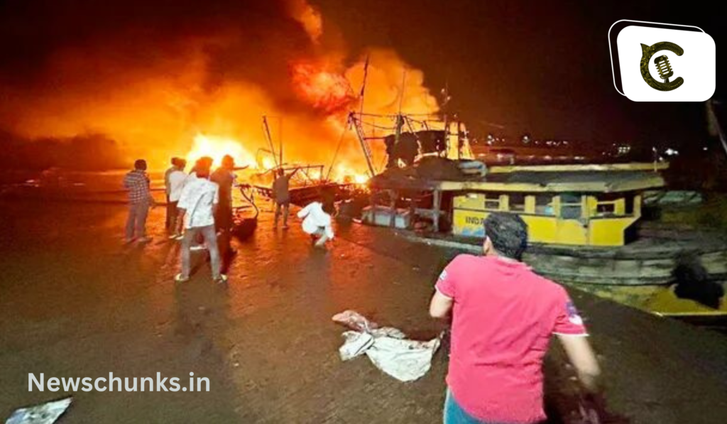 Visakhapatnam fishing harbor Fire accident: विशाखापत्तनम बंदरगाह में लगी भयानक आग, 40 नावें जलकर हुई खाक, करीब 30 करोड़ का नुकसान