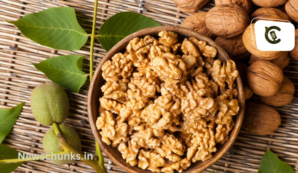 Benefit of Walnut in Hindi: अखरोट के फायदे, दिल और दिमाग के लिए फायदेमंद हैं भीगे हुए अखरोट, खाने से मिलते और भी कई फायदे