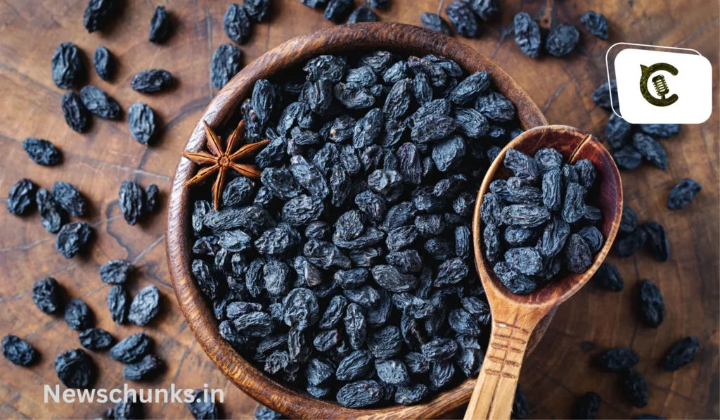 Benefit of black raisins: काली किशमिश के फायदे, बवासीर से लेकर स्किन तक में है फायदेमंद